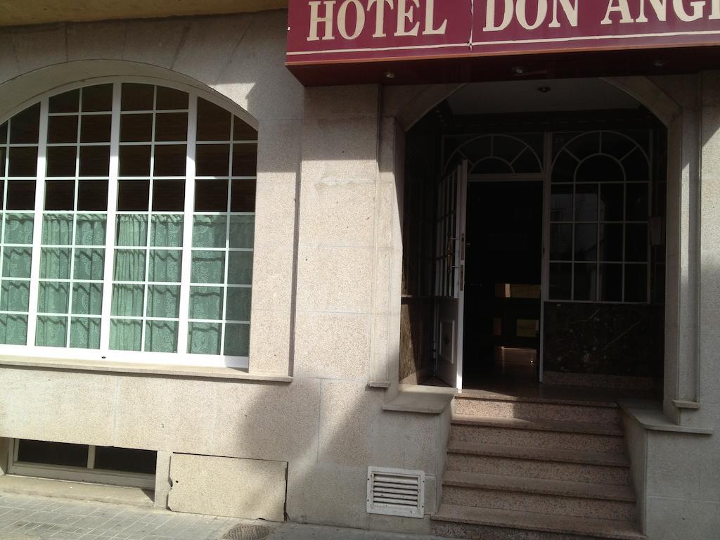 Hotel Don Angel Villanueva de la Canada Exterior photo